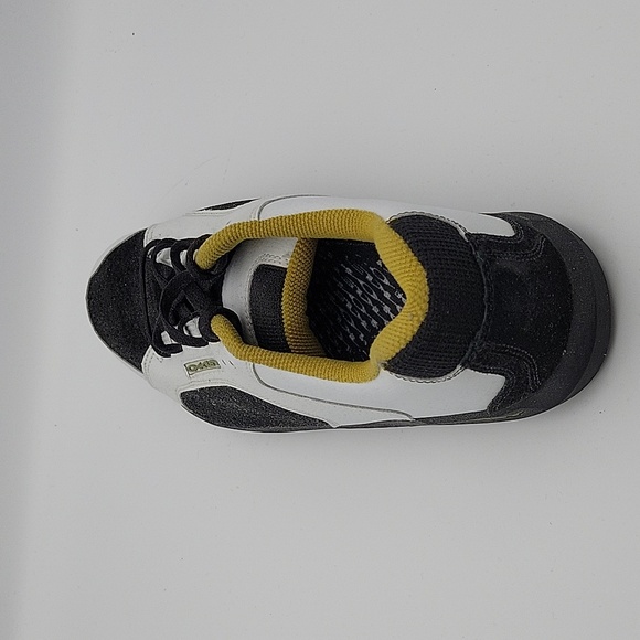 Oakley Shoes Men's 10.5 black and white! Never been worn! - Picture 9 of 12